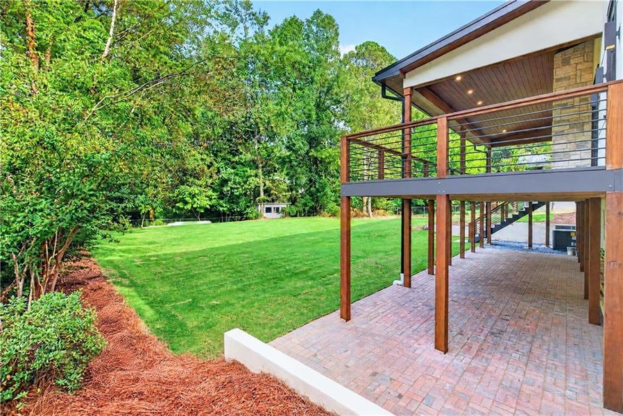 Exterior details and patio area of a home in , Dunwoody (Image 37).