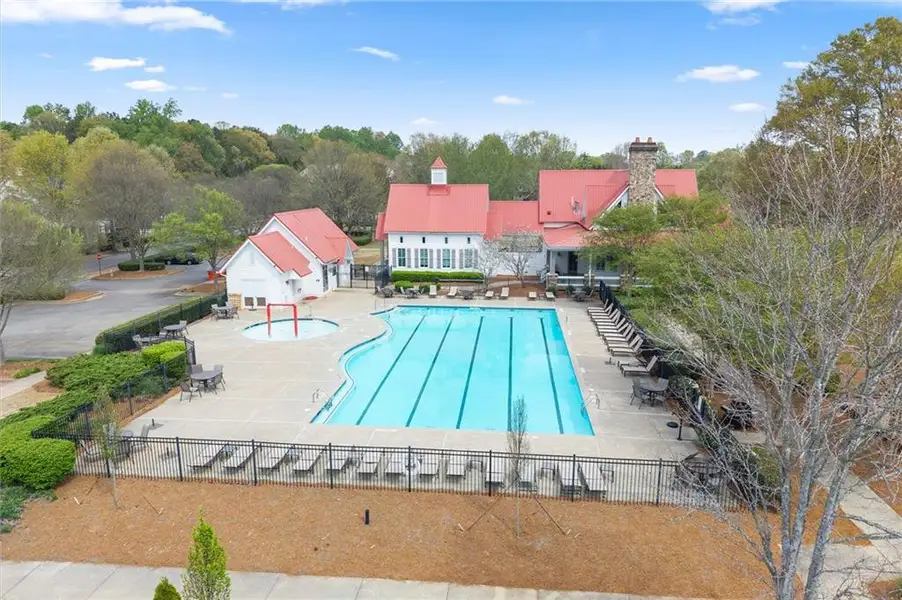 Community amenities in , Canton (Image 42). Community amenities in , Canton (Image 42).