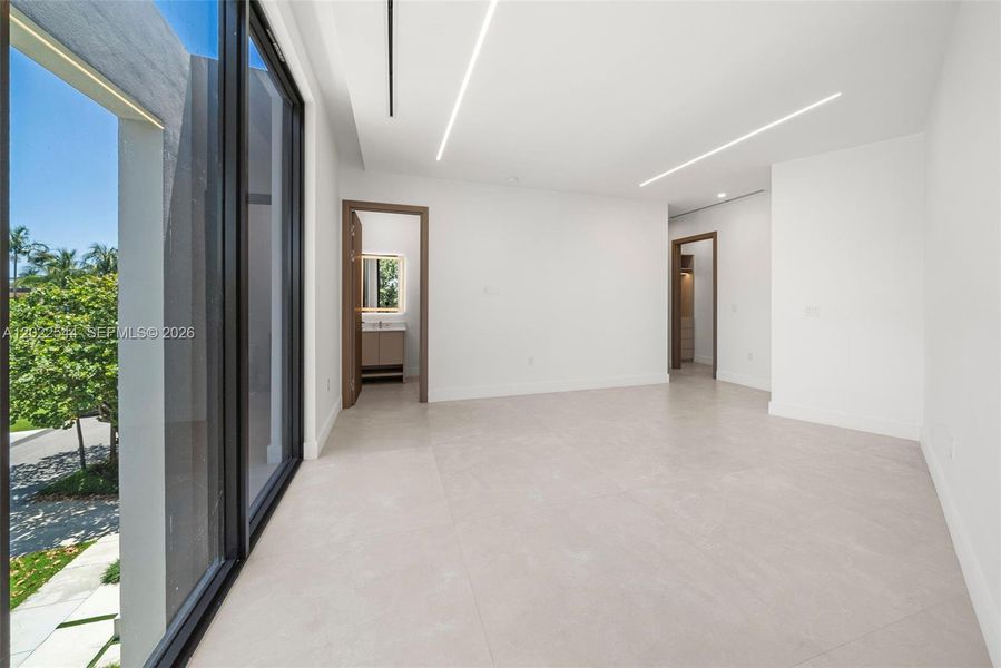 Spacious, unfurnished interior of a new home in , Miami (Image 47). Spacious, unfurnished interior of a new home in , Miami (Image 47).