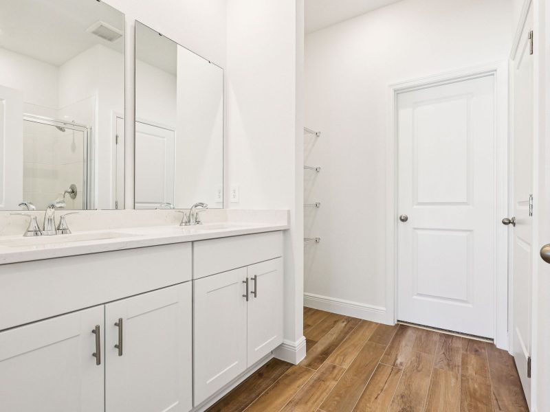 Furnished interior view inside a new home in Cyrene at Minneola - Villas, Minneola (Image 6). Furnished interior view inside a new home in Cyrene at Minneola - Villas, Minneola (Image 6).