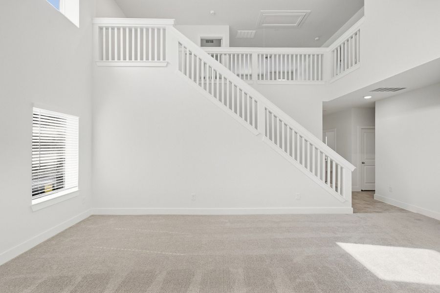 Spacious, unfurnished interior of a new home in Pecan Estates, Crosby (Image 48).