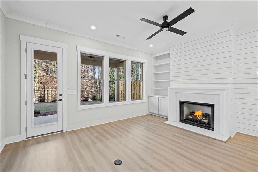 Spacious, unfurnished interior of a new home in Devin's Shire - A Kennesaw Tradition, Kennesaw (Image 31). Spacious, unfurnished interior of a new home in Devin's Shire - A Kennesaw Tradition, Kennesaw (Image 31).