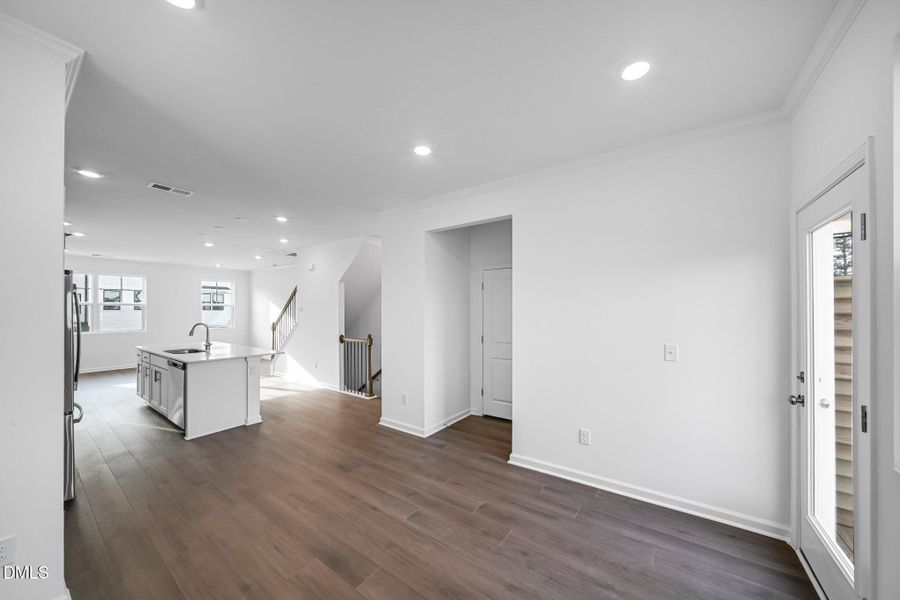 SUN_ElmGrove_Pic_Wyatt_QMI_4_Great_3of6