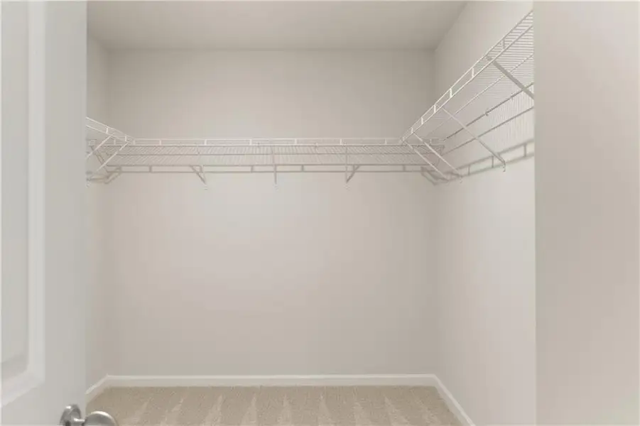 Spacious, unfurnished interior of a new home in Sandtown Falls, Atlanta (Image 29). Spacious, unfurnished interior of a new home in Sandtown Falls, Atlanta (Image 29).