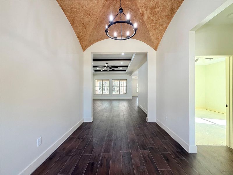 Spacious, unfurnished interior of a new home in , Porter (Image 37).