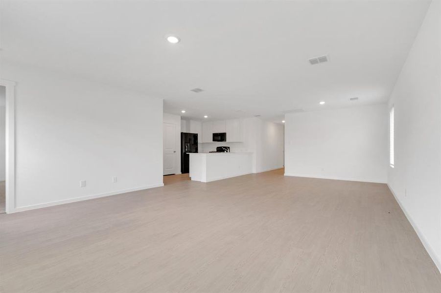 Spacious, unfurnished interior of a new home in Falcon Heights, Forney (Image 20).