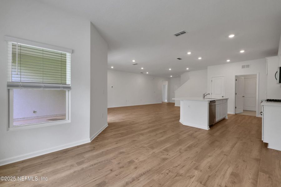 Spacious, unfurnished interior of a new home in Cordova Palms, St. Augustine (Image 11).