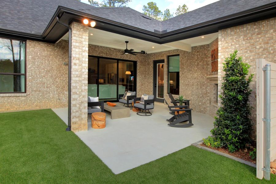 Benson B Rear Exterior Benson B Rear Exterior