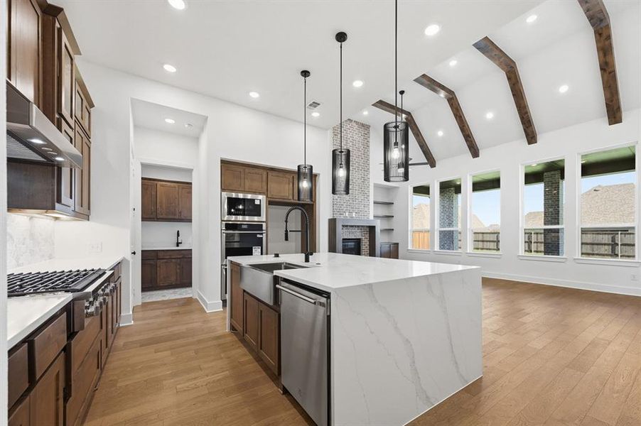 Furnished interior view inside a new home in Canyon Creek Estates, Sherman (Image 4). Furnished interior view inside a new home in Canyon Creek Estates, Sherman (Image 4).