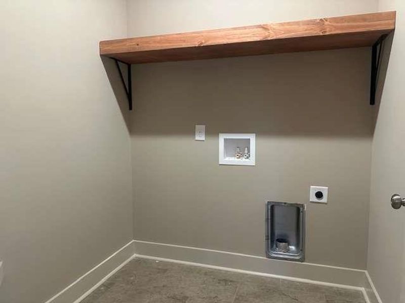 Spacious, unfurnished interior of a new home in , Cleveland (Image 21).