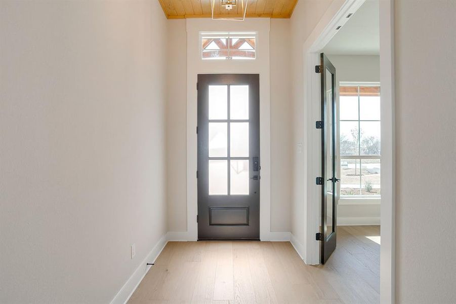 Spacious, unfurnished interior of a new home in Waterfall Ranch Estates, Waxahachie (Image 24).