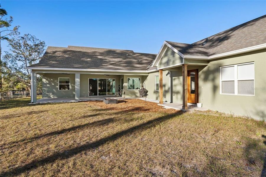 Exterior details and patio area of a home in , Orlando (Image 4). Exterior details and patio area of a home in , Orlando (Image 4).