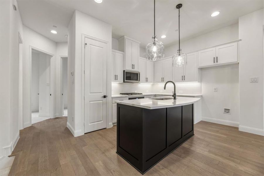 Furnished interior view inside a new home in , Lewisville (Image 13).