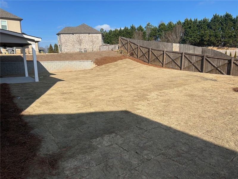 Exterior details and patio area of a home in Sierra Lake, Cumming (Image 3).