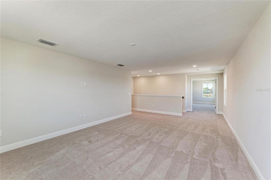 Spacious, unfurnished interior of a new home in Crosswind Ranch, Parrish (Image 33).