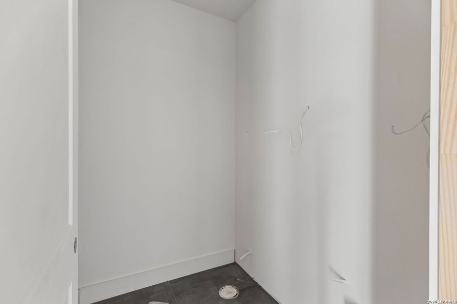 Image 36 of a home in .