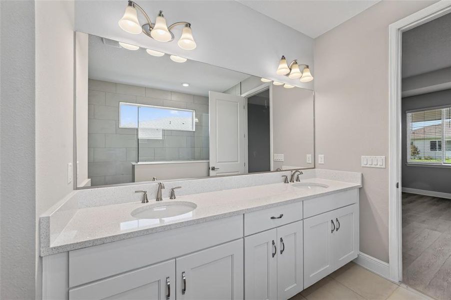 Furnished interior view inside a new home in , Ocala (Image 9).