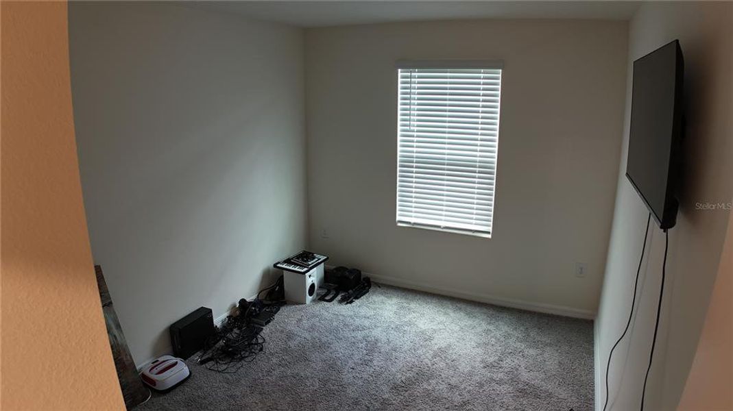 Spacious, unfurnished interior of a new home in , Ocala (Image 22).