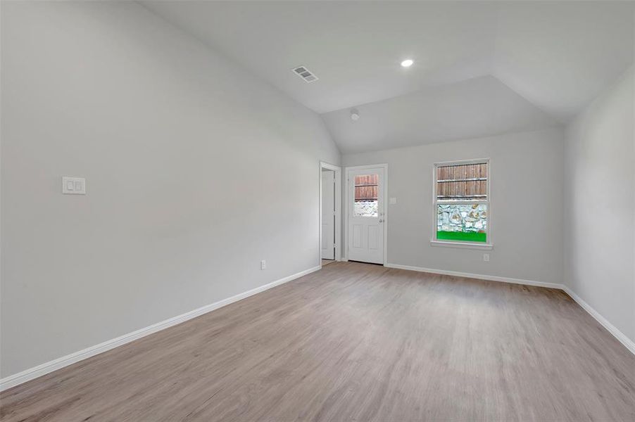 Spacious, unfurnished interior of a new home in Elevon, Lavon (Image 31). Spacious, unfurnished interior of a new home in Elevon, Lavon (Image 31).