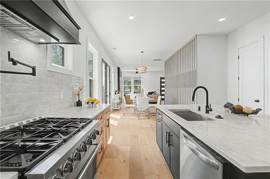 Furnished interior view inside a new home in , Atlanta (Image 35). Furnished interior view inside a new home in , Atlanta (Image 35).
