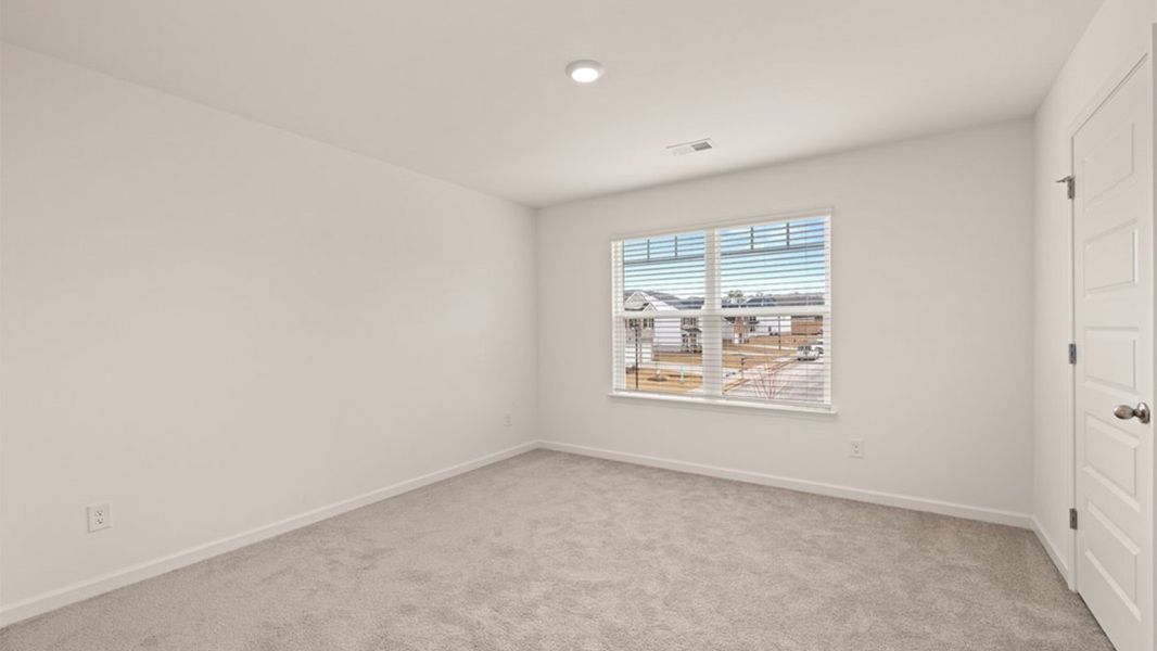 Spacious, unfurnished interior of a new home in Independence, Loganville (Image 31).