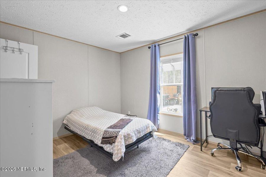 Furnished interior view inside a new home in , Palatka (Image 12).