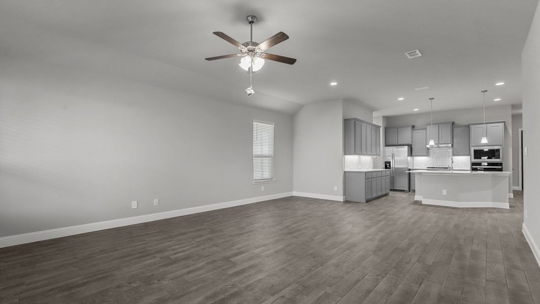 Spacious, unfurnished interior of a new home in Treeline, Justin (Image 25).