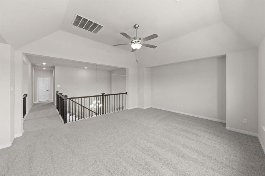 Spacious, unfurnished interior of a new home in Nelson Lake, Rockwall (Image 27).