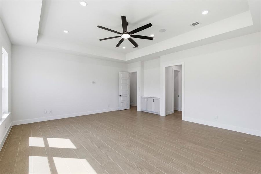 Spacious, unfurnished interior of a new home in , Fort Worth (Image 19). Spacious, unfurnished interior of a new home in , Fort Worth (Image 19).