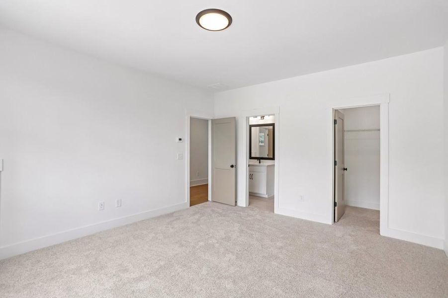 Spacious, unfurnished interior of a new home in , Marietta (Image 33). Spacious, unfurnished interior of a new home in , Marietta (Image 33).