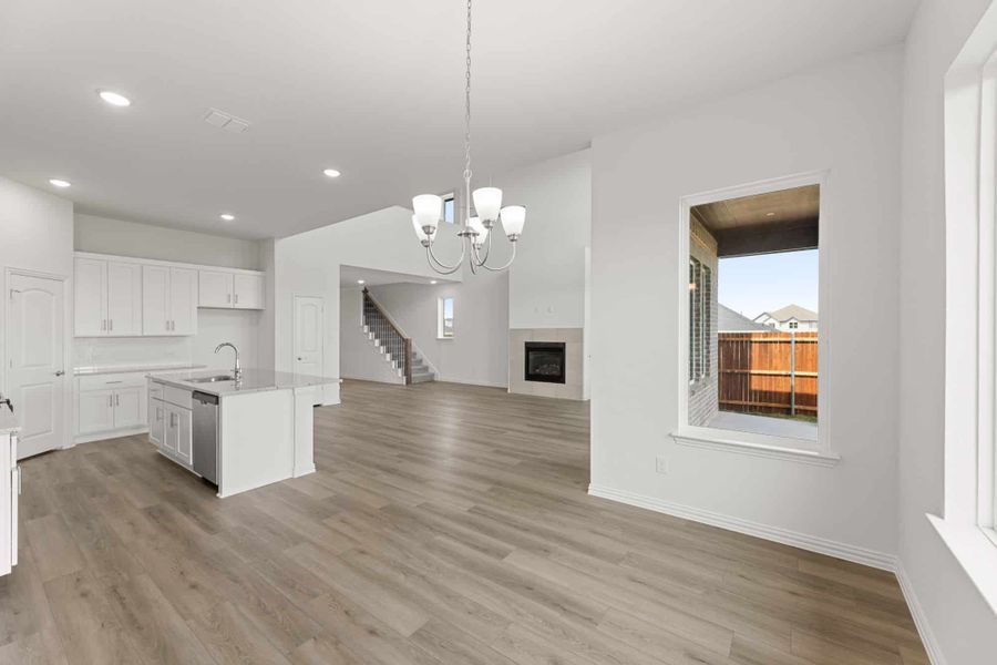 Representative unfurnished interior of a home built from the Walton by UnionMain Homes in Elevon, Lavon (Image 31).