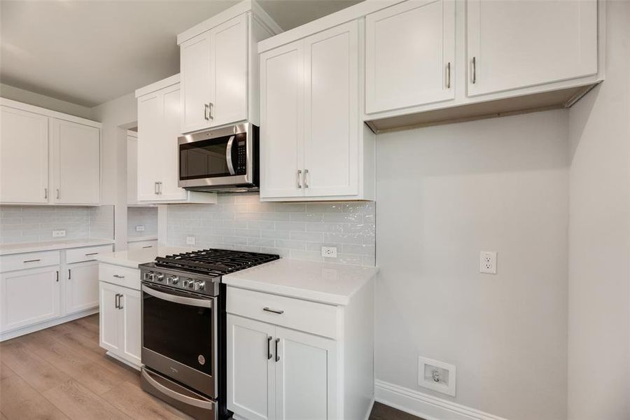 Furnished interior view inside a new home in Creekside of Crowley, Crowley (Image 7).