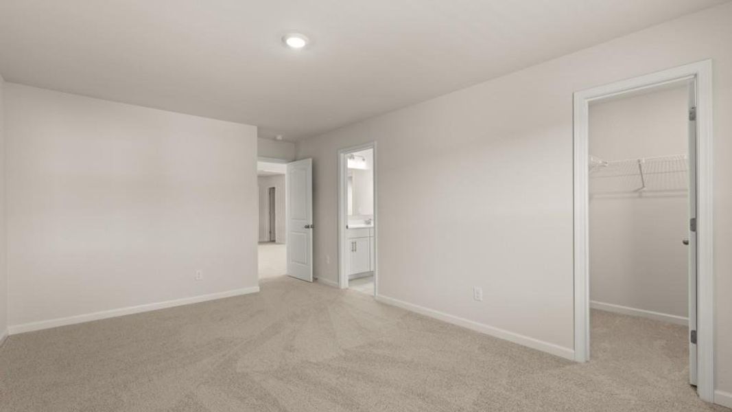 Spacious, unfurnished interior of a new home in Hamptons at Riverwood East, Dallas (Image 11).