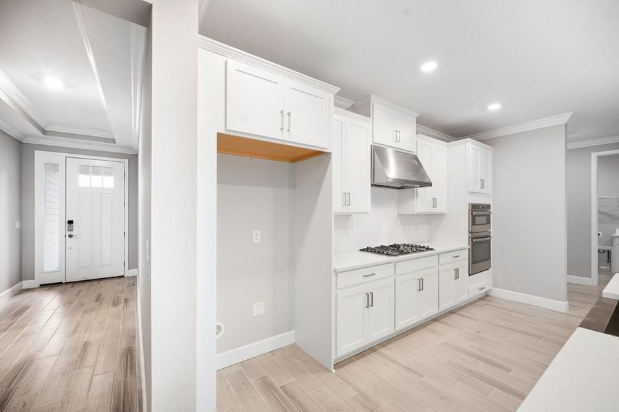 Furnished interior view inside a new home in Headwaters at Lofton Creek, Yulee (Image 12).