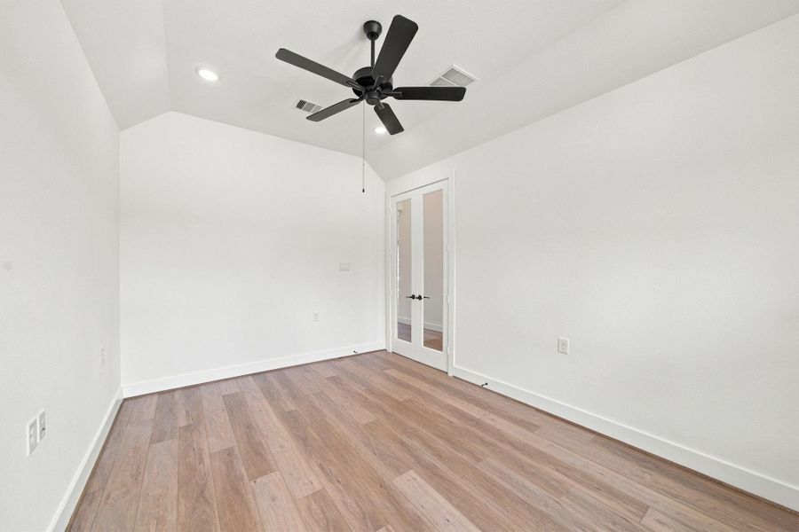 Spacious, unfurnished interior of a new home in The Highlands, Porter (Image 41).