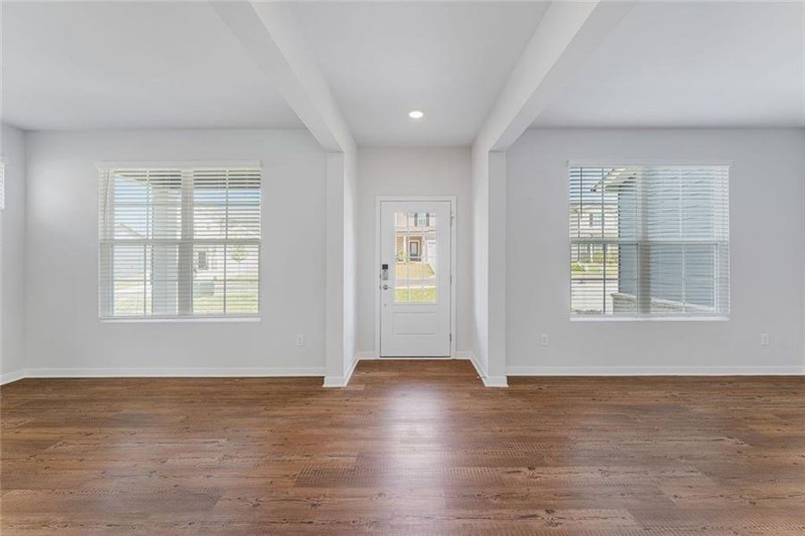 Spacious, unfurnished interior of a new home in Parkview Estates, South Fulton (Image 15).