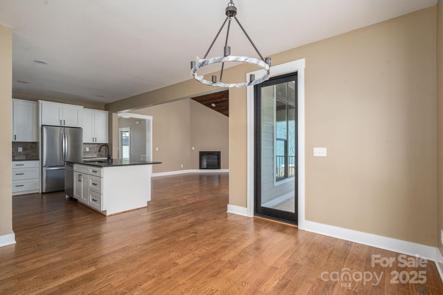 Spacious, unfurnished interior of a new home in , Maiden (Image 26).