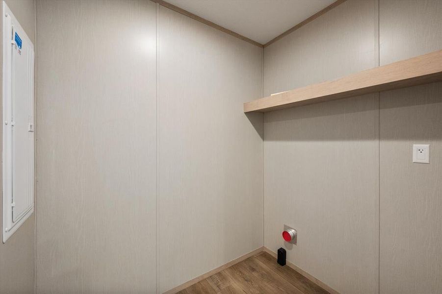 Spacious, unfurnished interior of a new home in , Corsicana (Image 7). Spacious, unfurnished interior of a new home in , Corsicana (Image 7).