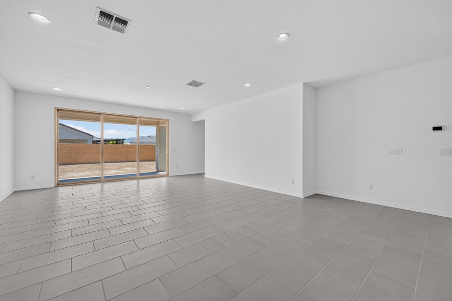Spacious, unfurnished interior of a new home in Salero Journey Collection, Phoenix (Image 16). Spacious, unfurnished interior of a new home in Salero Journey Collection, Phoenix (Image 16).