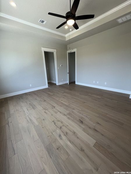 Spacious, unfurnished interior of a new home in , Canyon Lake (Image 23). Spacious, unfurnished interior of a new home in , Canyon Lake (Image 23).