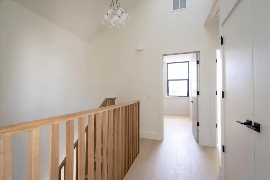 Image 5 of a home in . Image 5 of a home in .