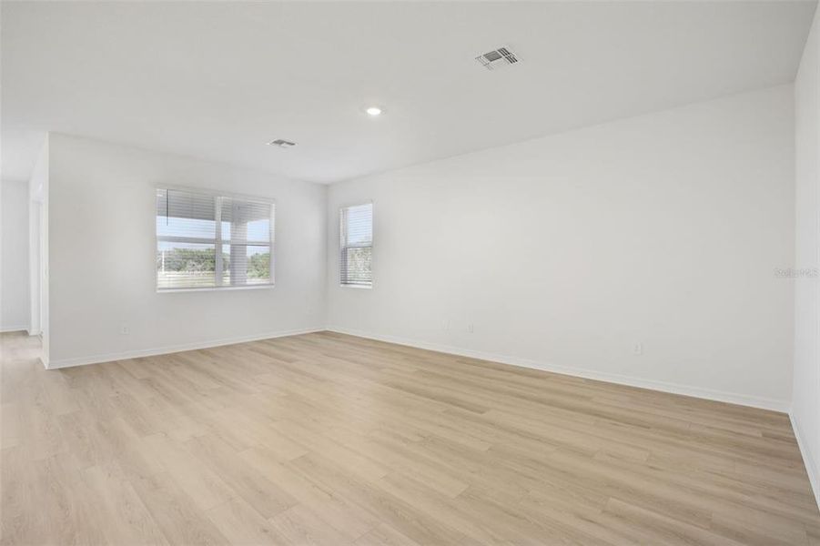 Spacious, unfurnished interior of a new home in Coasterra - Reserve Series, Palmetto (Image 35). Spacious, unfurnished interior of a new home in Coasterra - Reserve Series, Palmetto (Image 35).
