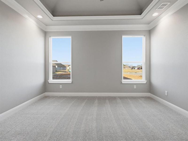 Spacious, unfurnished interior of a new home in , Tolar (Image 31).