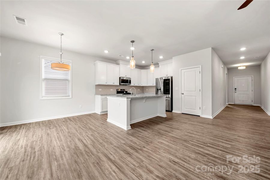 Image 38 of a home in .