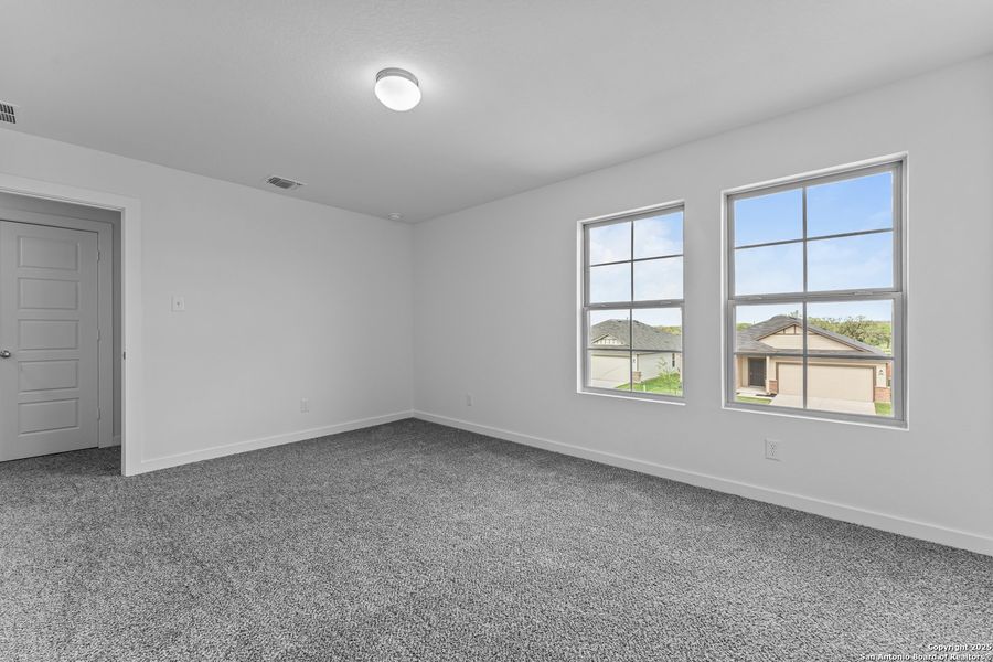 Spacious, unfurnished interior of a new home in Paloma Park, Converse (Image 20). Spacious, unfurnished interior of a new home in Paloma Park, Converse (Image 20).