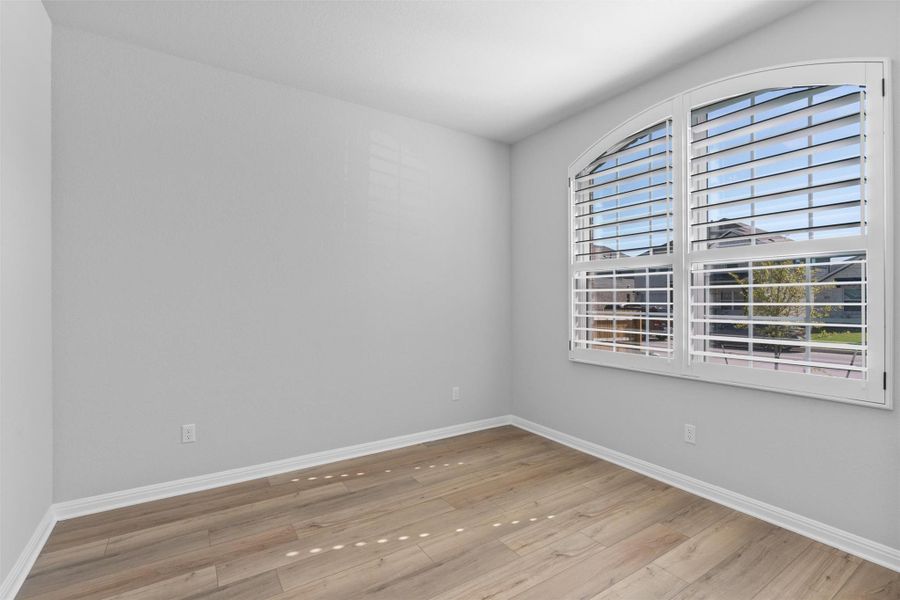 It is open to the kitchen.