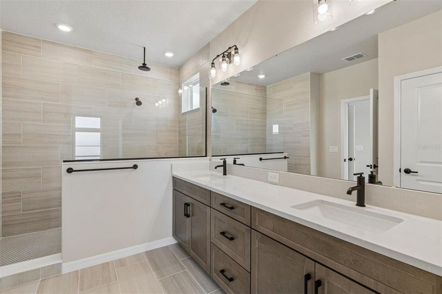 Furnished interior view inside a new home in Weslyn Park in Sunbridge 34', St. Cloud (Image 12).