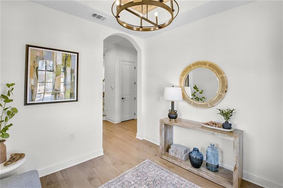 Furnished interior view inside a new home in Laurel View, Suwanee (Image 12). Furnished interior view inside a new home in Laurel View, Suwanee (Image 12).