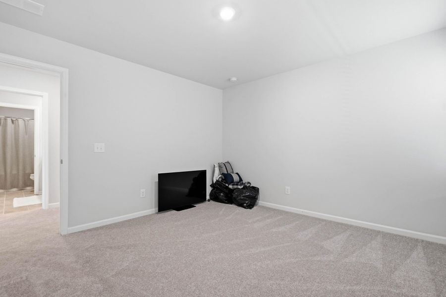Spacious, unfurnished interior of a new home in Sweetgrass at Summers Corner, Summerville (Image 24). Spacious, unfurnished interior of a new home in Sweetgrass at Summers Corner, Summerville (Image 24).