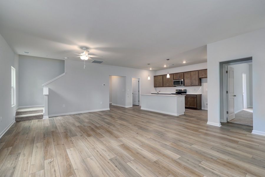 Spacious, unfurnished interior of a new home in Jordan Grove, Conway (Image 15).